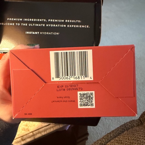 Instant Hydration Cherry and Raspberry Drink Mix - Picture 5 of 5